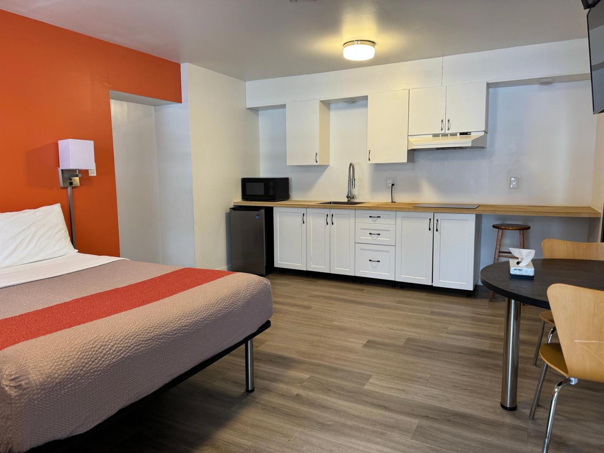 Motel 6-Moncton, Nb Buitenkant foto