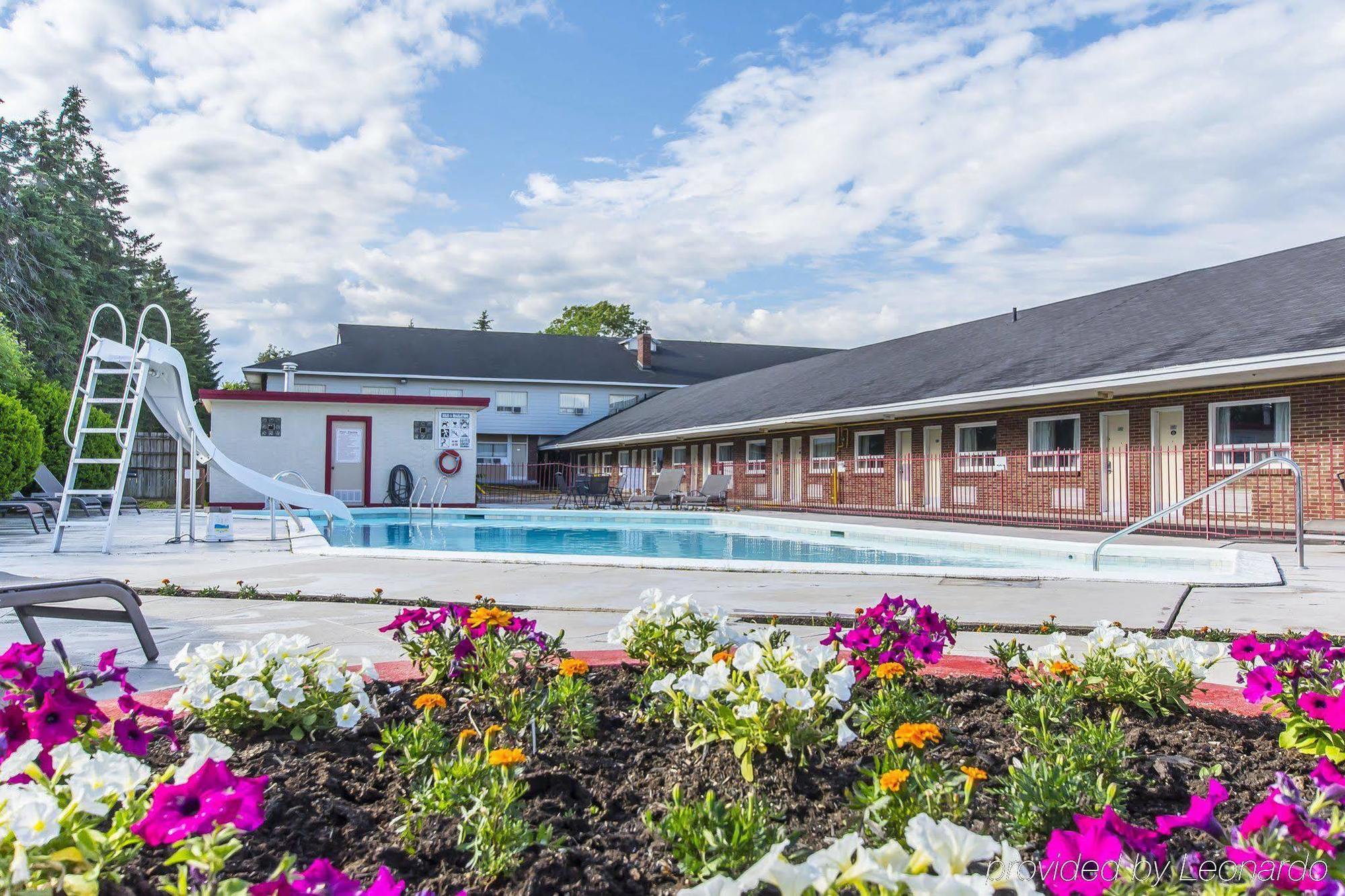 Motel 6-Moncton, Nb Buitenkant foto